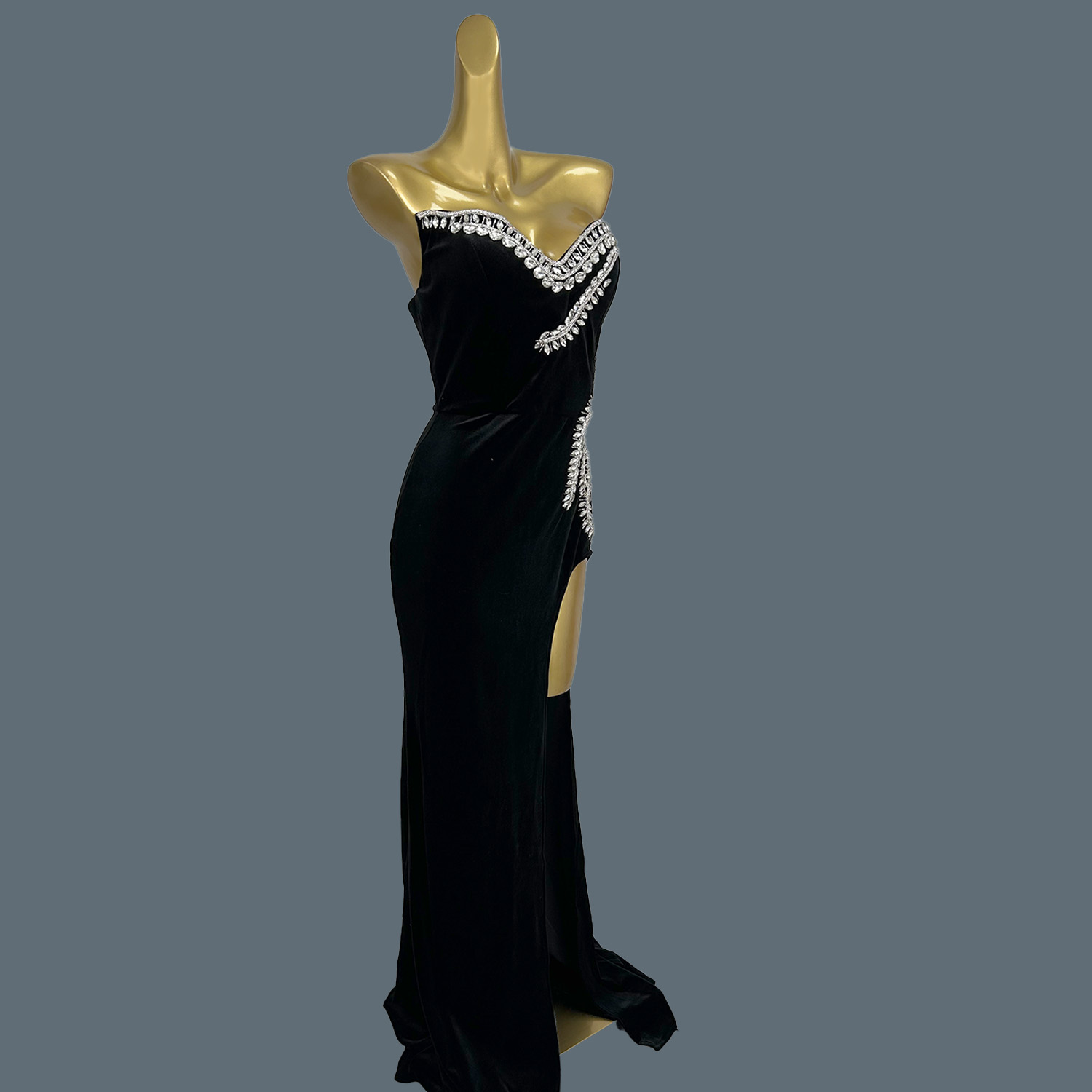 فستان سهرة طويل من المخمل الأس - مراجعة Women Formal Wear Photoshoot وسعره