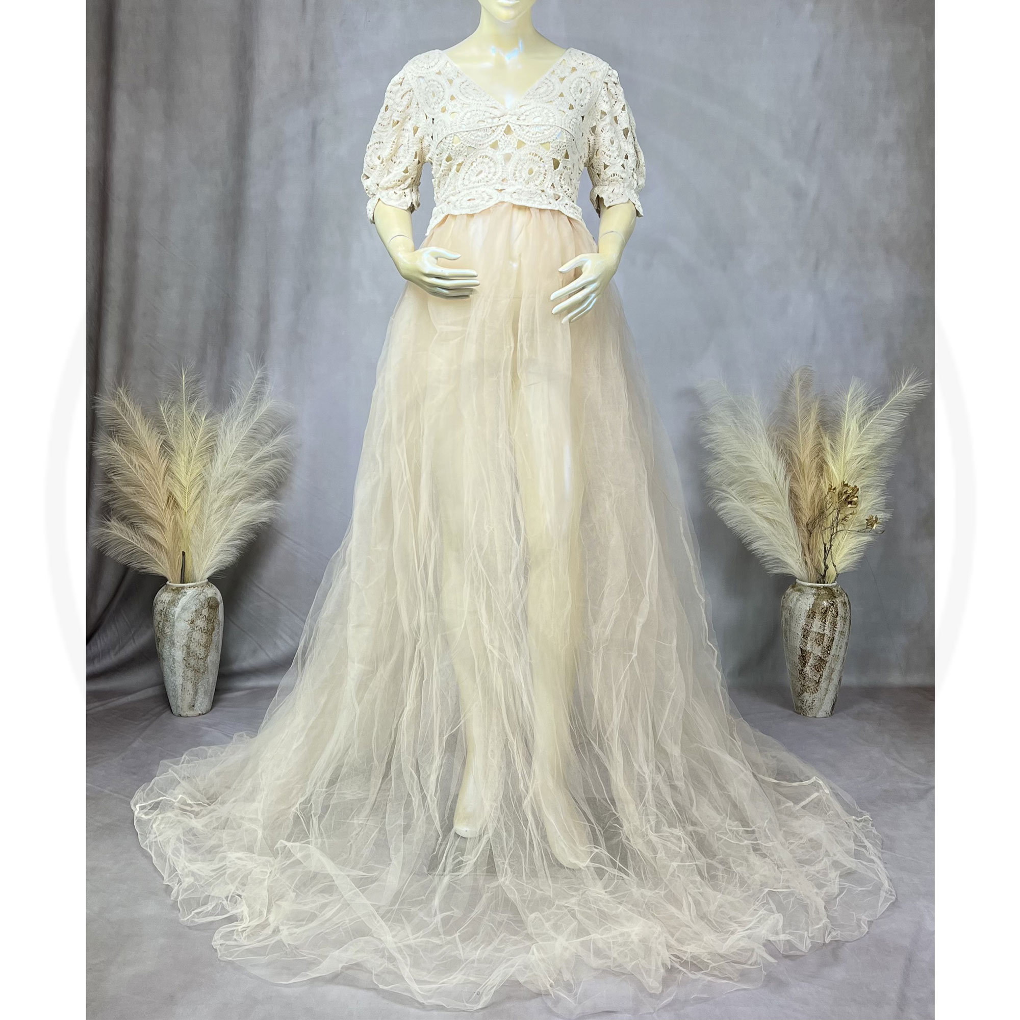 فستان صيفي من Don & Judy Bohe  - مراجعة Women Formal Wear Photoshoot وسعره